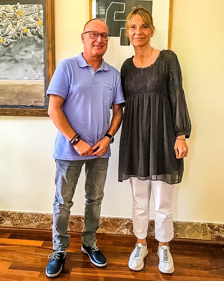 avancem_sb's tweet photo. 📌 Ahir el candidat d’Avancem Sant Boi a les municipals, @JaumeIcart1960, es va reunir amb l’alcaldessa Sra. @LluisaMoretSabi.
#AvancemSB #canviemSB #nouSB #milloremSB https://t.co/YQo1Hx83p4