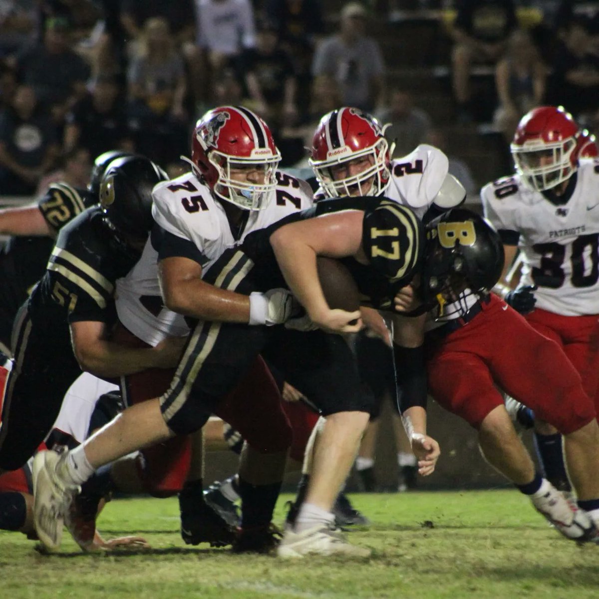 perfdelight's tweet photo. HH vs Boonville game pics

https://t.co/VqdZXMQtYx https://t.co/9mj1F3pTYB