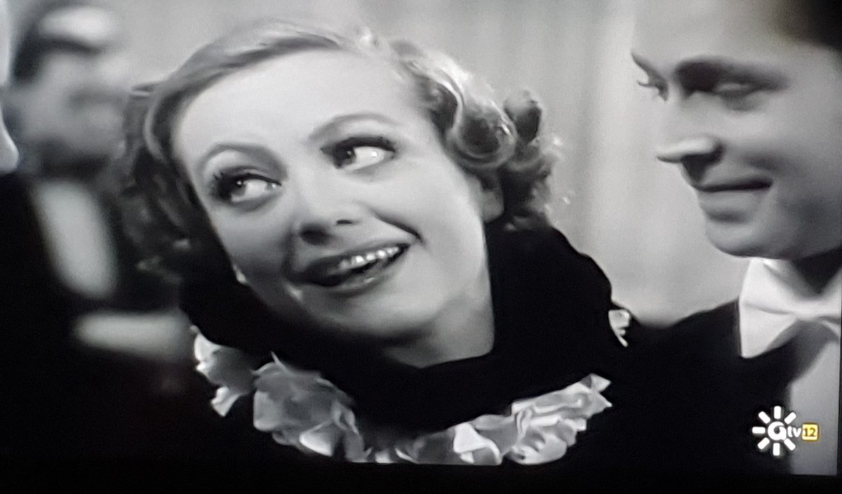 zandolove's tweet photo. Vamos con #DancingWoman (Alma de bailarina), con Joan Crawford. https://t.co/BsdCdY2Yzd