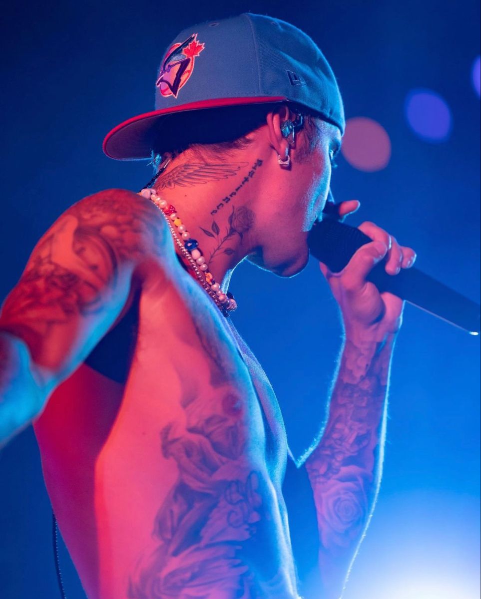 justin bieber is going to be back on stage very soon are we excited?