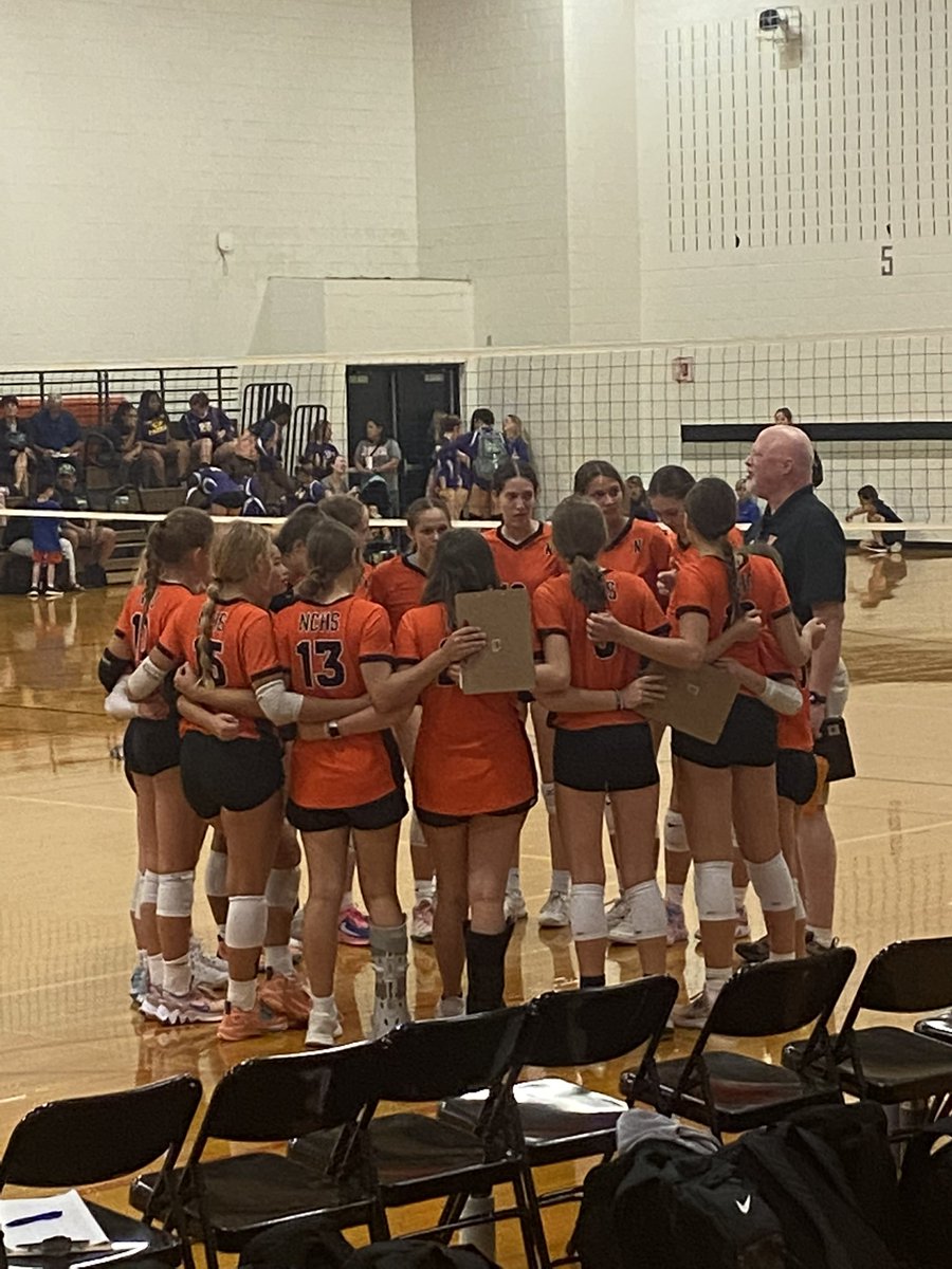 NCHSIronmenvb's tweet photo. JV goes 3-1 at Intercity! Great day, ladies! #goiron https://t.co/eADUA3yoIz