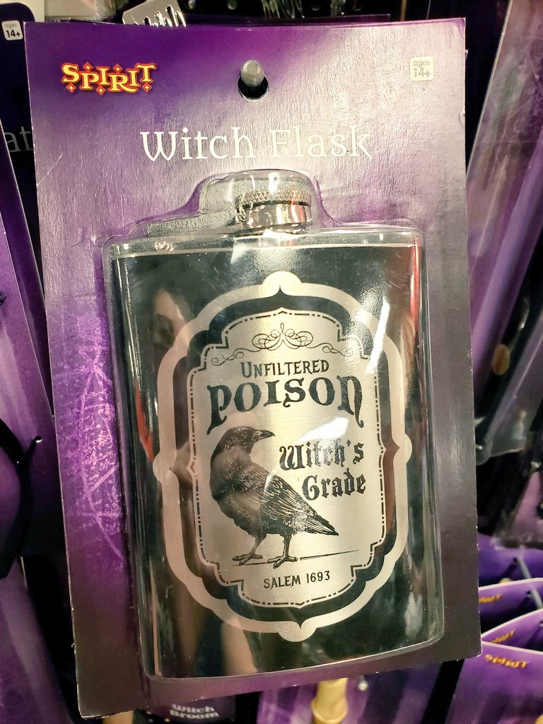 ShopWitchVamp's tweet photo. Drinking age for poison is lower than I expected https://t.co/UXVIy8lx9g