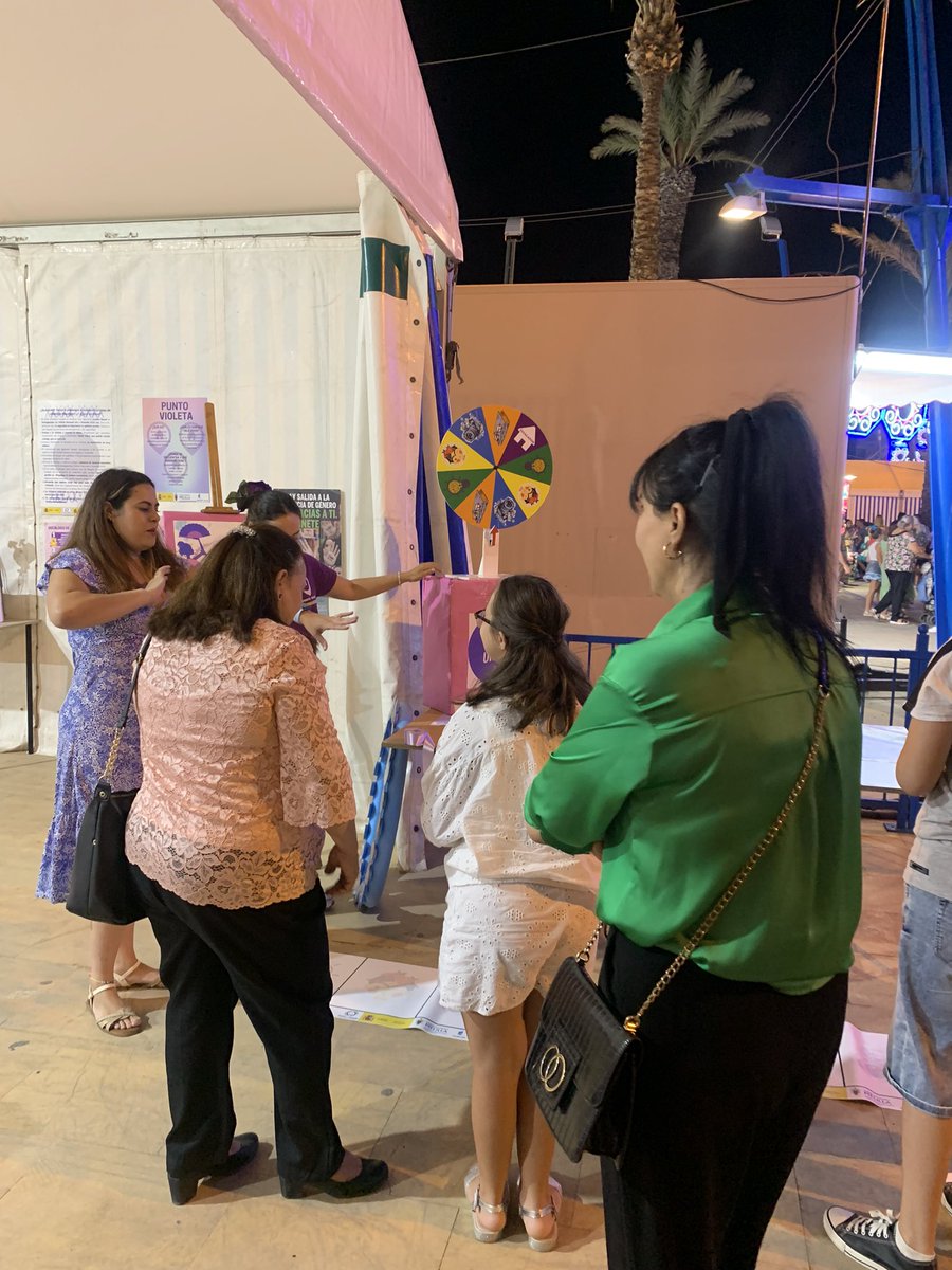 ¡Queda inaugurado el #PuntoVioleta🟣 de la #FeriadeMelilla con el lema “Disfruta de una feria libre de violencias machistas”! 

<a href="/cultura_melilla/">Cultura Melilla</a> <a href="/igualdadmelilla/">igualdadmelilla</a> <a href="/FestejosMelilla/">Festejos Melilla</a> <a href="/UnidadContraVG/">Unidad Contra la Violencia de Género Melilla</a>