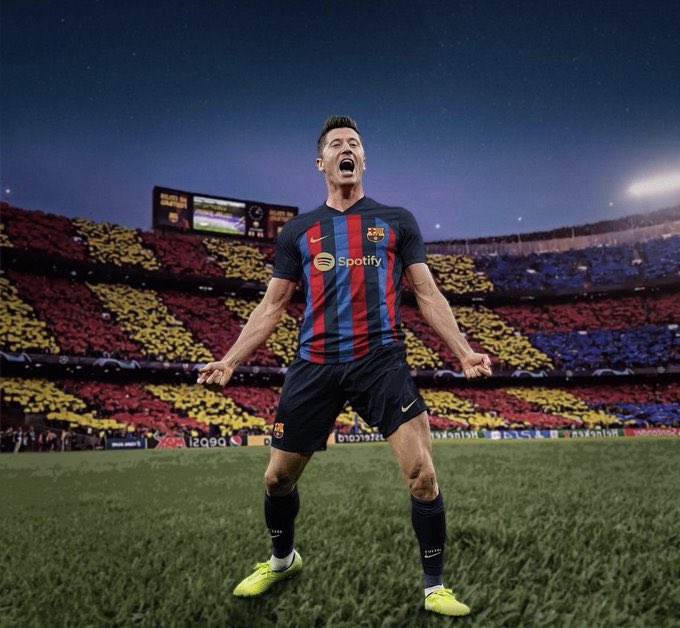 jotajordi13's tweet photo. DISFRUTAD DEL MEJOR 9 DEL MUNDO @lewy_official https://t.co/DF5oqZk1X4