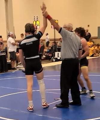 CoachHill24's tweet photo. La Salle State Runner-up Holden Huhn was impressive going 5-0 at the Battle of the Burg tournament in Monroeville, PA.  #LRD https://t.co/bHELYzVxUe