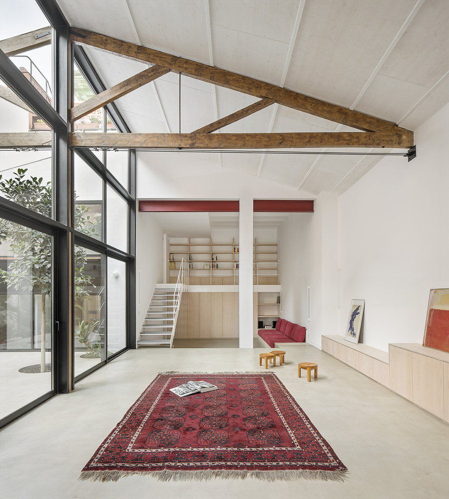 anjavro1's tweet photo. This wide-open room has a strong connection to the outdoors. #archi #coolhomes  https://t.co/vS7Cxjfcny https://t.co/R7nGYq10S0