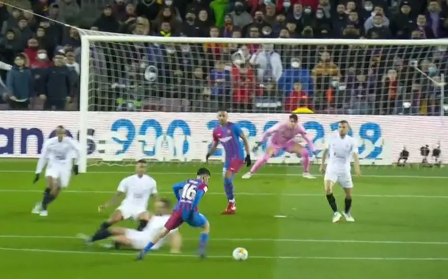 DawanTanin's tweet photo. Barcelona vs Sevilla live stream
📲► https://t.co/SsYAMNSo2g
📲► https://t.co/SsYAMNSo2g https://t.co/Lo2YlcdBTA