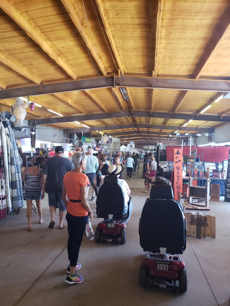 jarahwright's tweet photo. First Monday Trade Days in Canton #ExplorerMode https://t.co/IaLQpW3AqC