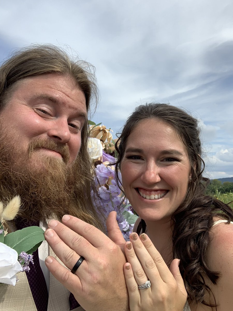 CAM5909's tweet photo. Got my ring #OneInAMiller https://t.co/t4C0TEayDy