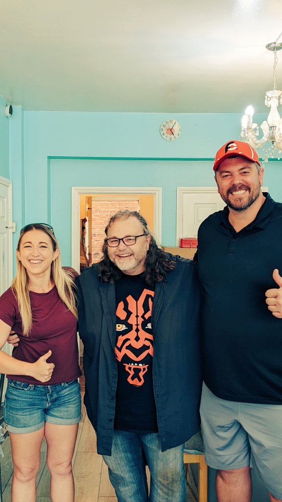 stephgeno's tweet photo. Great day meeting @RandySantel &amp; @KatinaEatsKilos. In my line of work, I've acted with some of the biggest names in film &amp; TV, &amp; let me tell you - they could learn a lot about how to treat fans from Randy and Katina. They truly care &amp; are totally awesome individuals! https://t.co/463QjubkGT