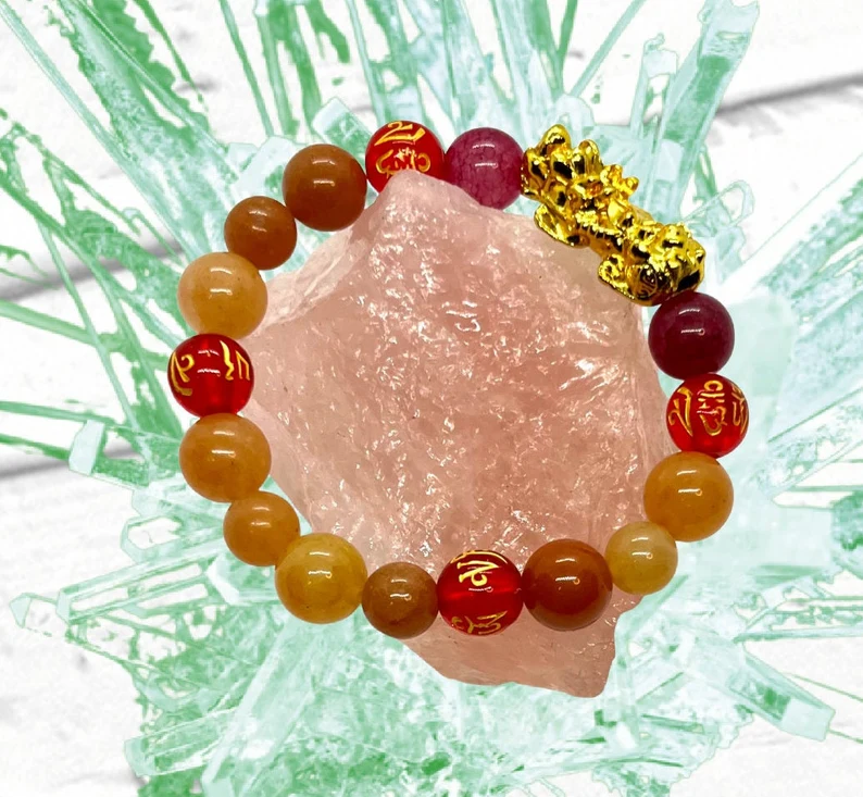textmanipulator's tweet photo. Gold Pixiu, Wealth, Weomen, Man, Luck̖, Fortune, Money Gemstone #Bracelet 😍
👉👉https://t.co/pUnL4oETP8
#fintechhappyhour #aptians #teamapt #techcommunity #artistontwitter #ocart #ocfanart #procreate https://t.co/vHTFfTvb8n