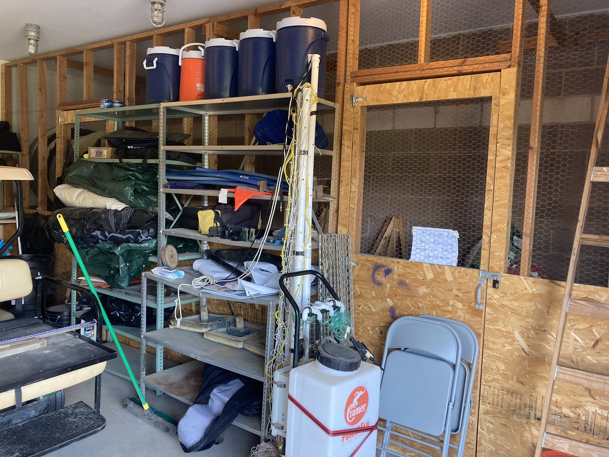 Athletics_EPS's tweet photo. Medieval Knights were known to serve their community …
Channeled my inner KNIGHT this afternoon . #cleanshed https://t.co/WnYVkblaEW