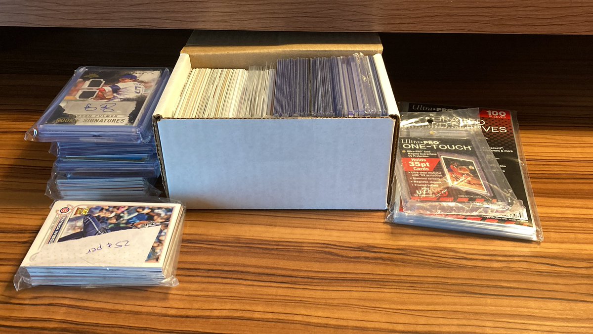 schleids_cards's tweet photo. I’m going to start posting cards for a little sale that I have

300ish Cards ranging from 25¢-$20

One person who retweets this will get $5 in stack credit taken off from their total once totals are sent out

Shipping: $1 1-4 Cards PWE (No Refunds), $5 bmwt 5+ Cards https://t.co/0K87xXHOvv