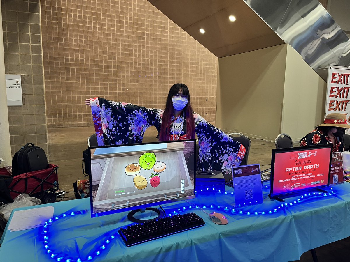 ggs_SanAntonio's tweet photo. Day 2 at San Japan! Check out all these studios!
@NoHopeStudios @DeerDreamStudio @AngelicSongx @_starbeacon @LostOurBox https://t.co/RaaFhctfSx