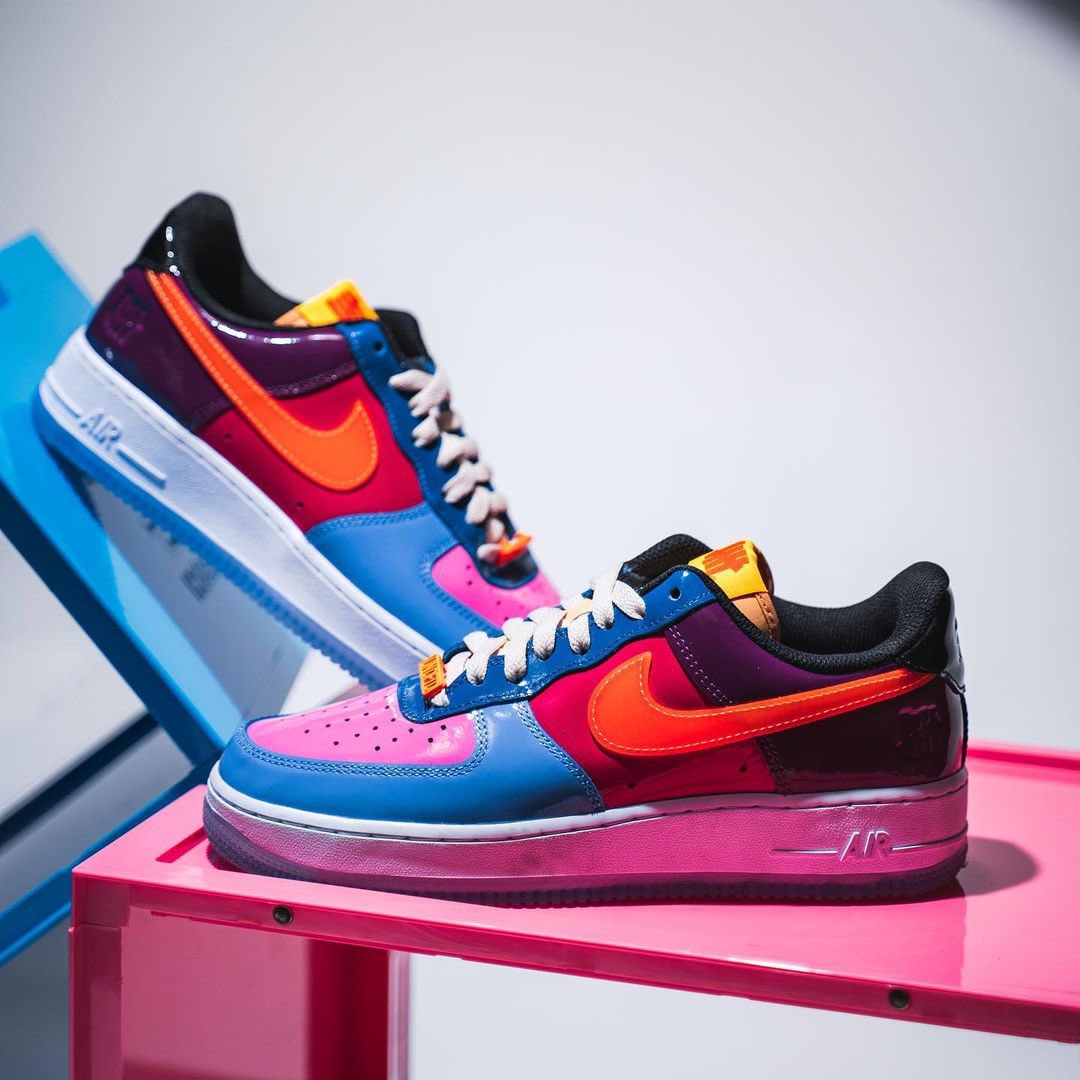 Sneakerologue's tweet photo. Nouvelles images de la Undefeated x Nike Air Force 1 Low !

Cop ou Pass ? https://t.co/CJgKtQUyP2
