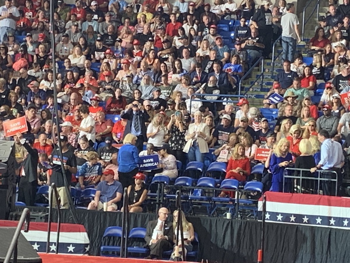 LatinosMAGA's tweet photo. #Hispanics / #Latinos are energized and will be voting for @DrOz, @dougmastriano and @carrieforpa in #November8th.
#StopTheMadness of high #GasPrices and #BidenInflation by #VotingRepublican #LeadRight.
#TrumpRally #LatinoVote https://t.co/GaBnGvtgeK