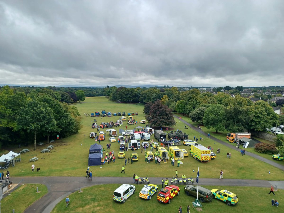 JCG_CFR's tweet photo. Wonder ful day in Kilkenny Castle for National Services Day! Thank you to Carlow CFR for their support (and their tent!) and to our CEO , Jonathan Lynch for arranging it all. Proud to be a part of it! https://t.co/lhmg9h4fM5