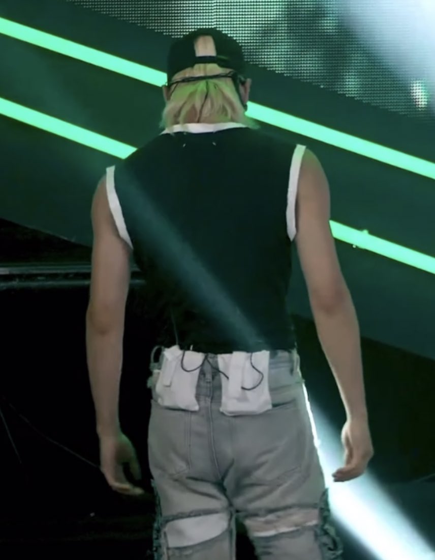 lili on Twitter "“you wanna be good for me, darling?” s4n can only nod