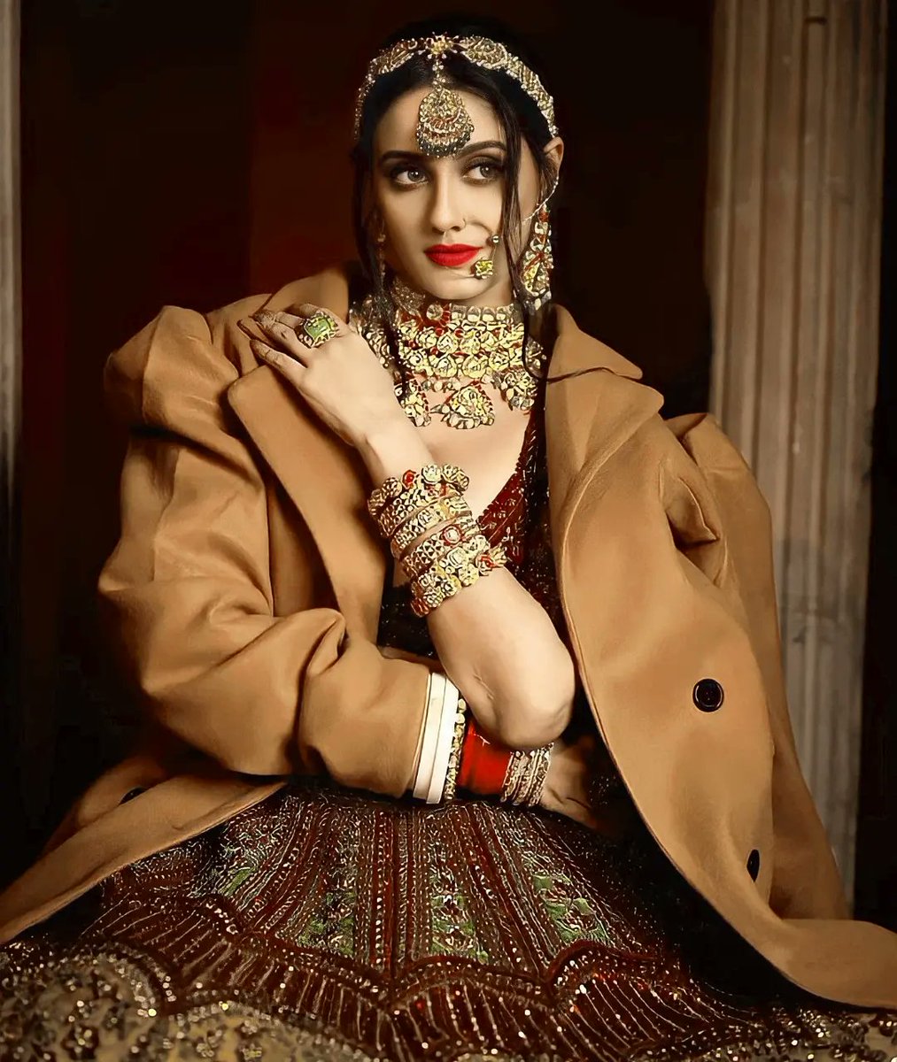 SunilPa02198574's tweet image. Ye bharat desh ki beti hai, ye Moksha prapt karegi. Iske #Nar #Nikal aayein jab ye chahein 

God is Exist 

Sunil, I got Nirwan, Rupantran, Transformation, Moksha. 

#SP