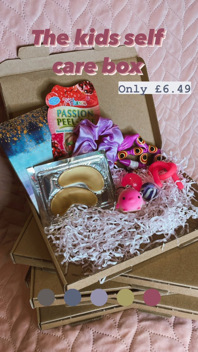 emilycarragherl's tweet image. Self care boxes available on itstimetotalk.page ♥️ @timetotalk_xx #mentalhealth #SelfCareSaturday #selfcarebox #carepackage #MentalHealthMatters #SelfCareSeptember #selfcare