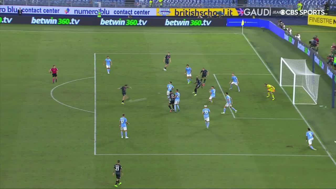 André-Frank Zambo Anguissa finds Khvicha Kvaratskhelia  and he blasts the ball into the net.

Napoli are ahead. 💥”