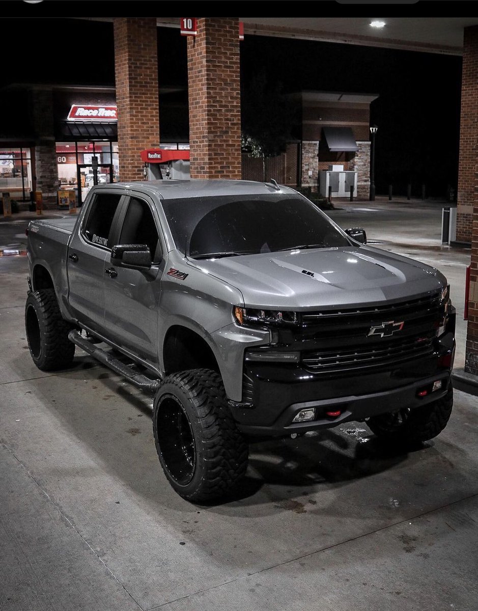 SilveradoNation tweet media