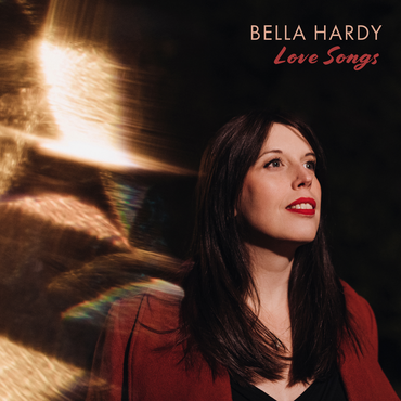 thefolkandblues's tweet photo. This weeks #CDOfTheWeek in #WhatsInThePost is the new indie release CD from @bellahardy 'Love Songs' a crackin' precise voice singing trad and self penned songs. Played Sprig Of Tyme more trx 2 follow Thanks 2 @jameshsoars 4 sending it in @SomerValleyFM @BluesRootsRadio @fromefm https://t.co/YfBBEsdLJs