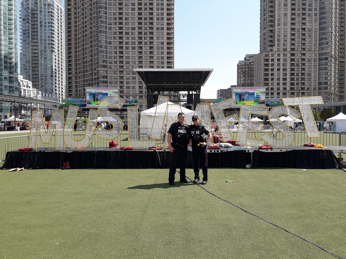 Day 2 <a href="/muslimfest/">MuslimFest</a> we are enjoying the great atmosphere and great people!