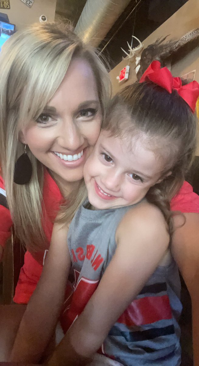 _mrsjohansen_'s tweet photo. This little babe’s first Husker game!! #Huskers #almamater https://t.co/deXwhcvlQu