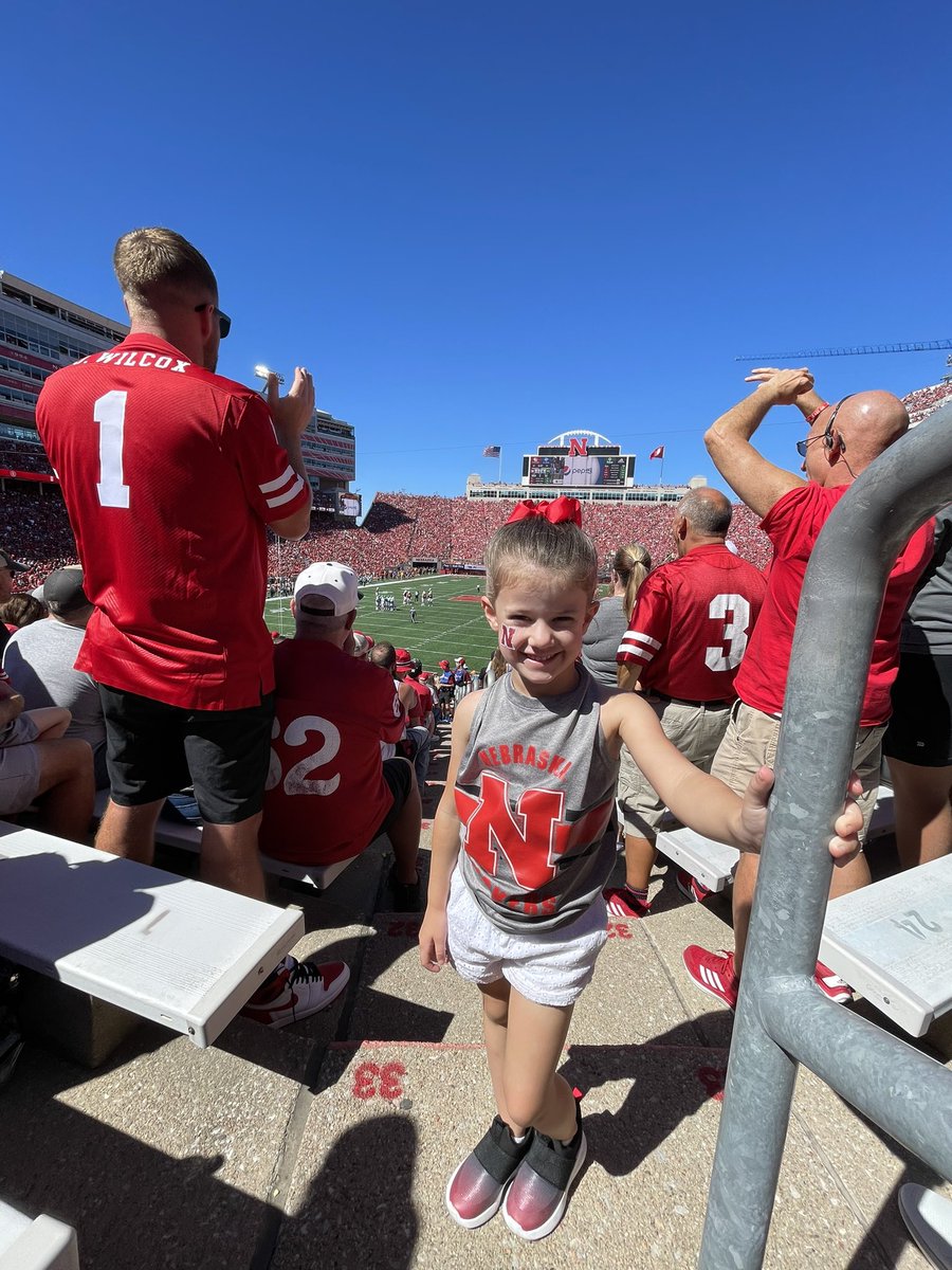 _mrsjohansen_'s tweet photo. This little babe’s first Husker game!! #Huskers #almamater https://t.co/deXwhcvlQu