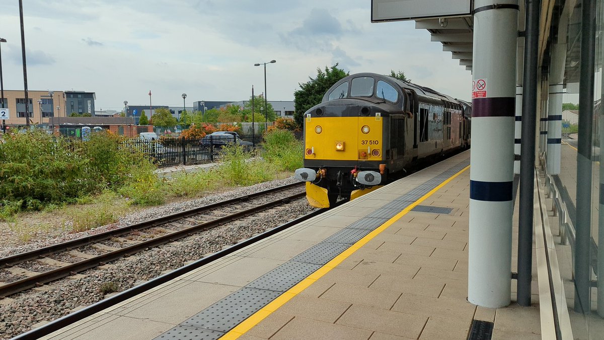 James 🏳️🌈 tweet media