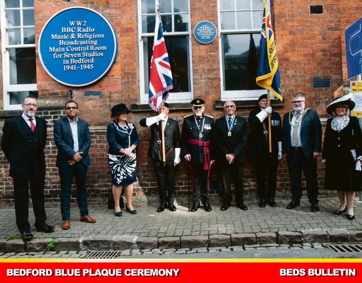 BedsBulletin's tweet photo. Blue Plaque ceremony to acknowledge Bedford’s contribution to the war effort. Read more https://t.co/fYdgRRzkKF #localnews #Bedfordshire #Bedford #community #news #BedsBulletin https://t.co/ncT5KXBAjo