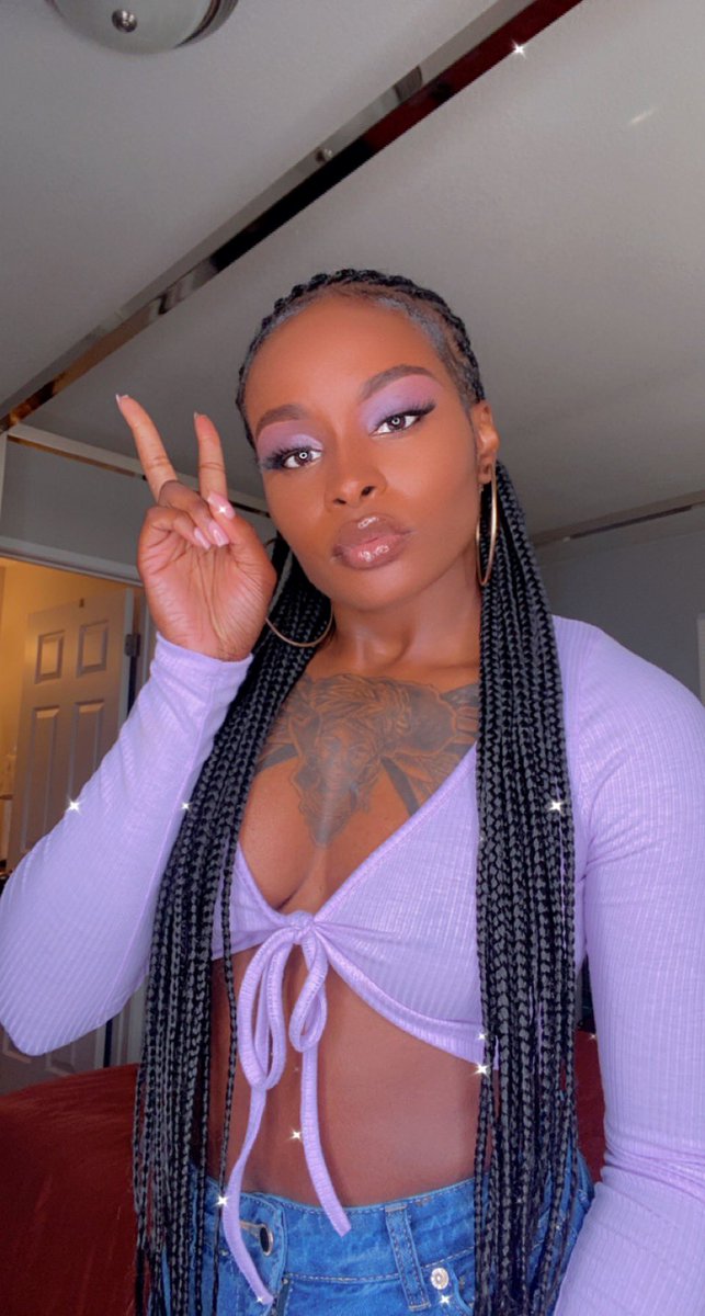 kiraabeee's tweet photo. Real Life Bratz Doll 💜👿 https://t.co/tCdLcoW0O3