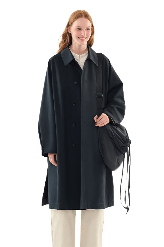 StreetFashion01's tweet photo. Uniqlo U FW22 By Christopher Lemaire!🖤 https://t.co/u2PLayUwOR