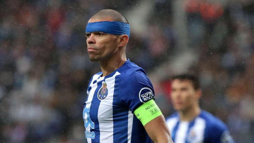 _Goalpoint's tweet photo. 🇵🇹 45' | Gil Vicente 0-2 Porto

Pepe ganhou os 4 duelos que disputou com Fran Navarro

#LigaBwin #LigaPortugalBwin #GVFCFCP https://t.co/5SklFX6evn