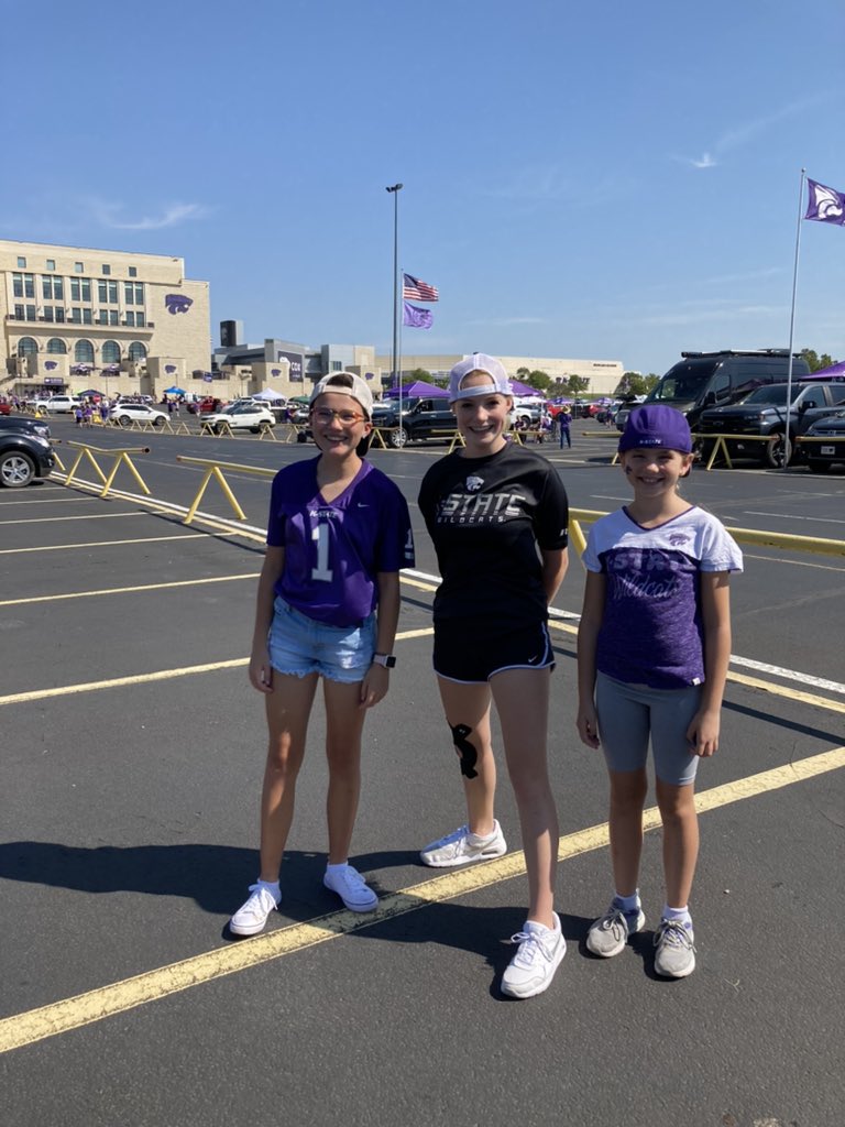 Michelle Toews tweet media