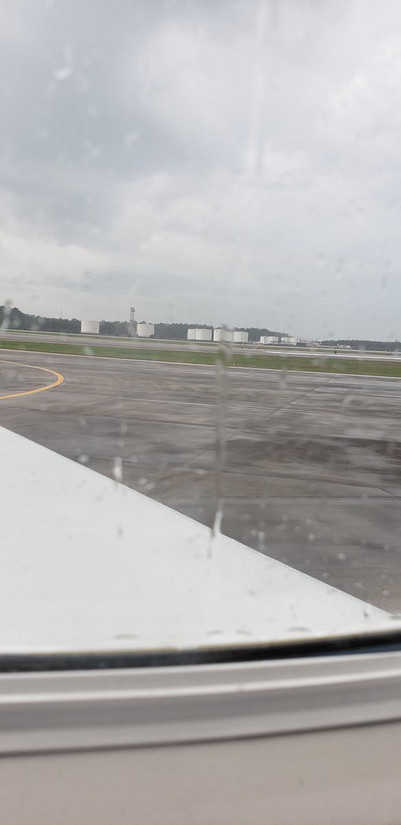 Weather delay in Houston... on tarmac.... for almost an hour. 😴