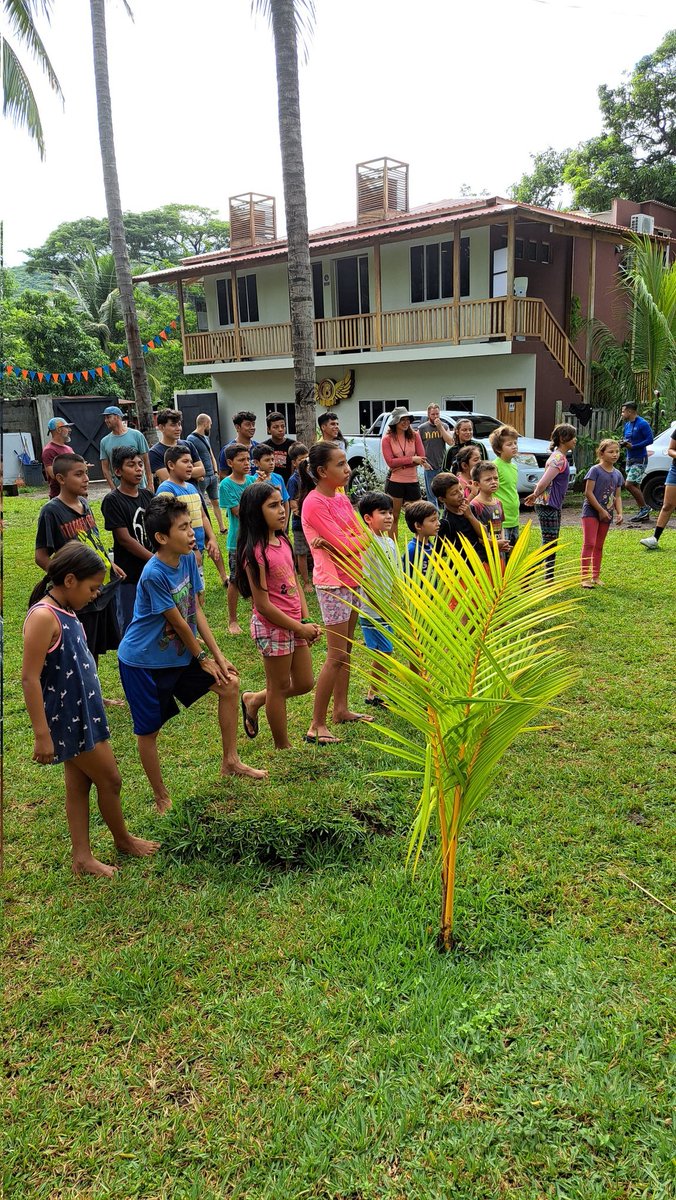 Valenzuela El zonte El salvador Ⓡ tweet media