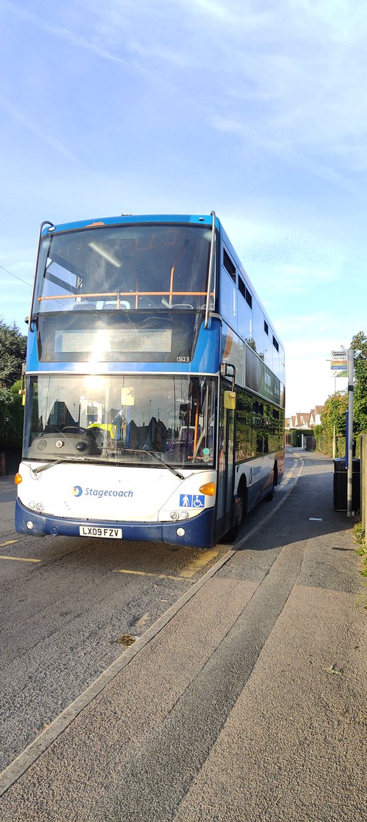Saturday fun at Herne Bay today, ending on 6/4's and a beast of a <a href="/ScaniaUK/">Scania UK</a> Omnicity! <a href="/StagecoachSE/">Stagecoach South East</a> 15123 is pictured waiting time in Greenhill before heading off to Herne Bay rail station.