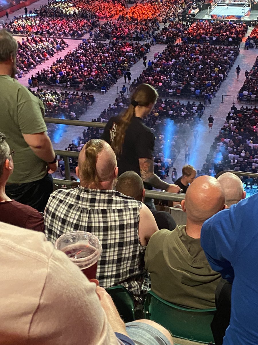 Brock Lesnar was there 😂🔥

#WWECastle