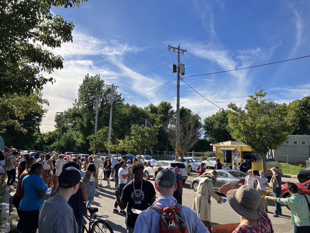 _KennyUong_'s tweet photo. Currently here at a rally to save Morley Field in Pawtucket, organized by @JenStewartRI! The only large green space in Pawtucket’s Woodlawn neighborhood, it’s in danger of being paved over into a parking lot. 🌳 https://t.co/fztxsPCVVB