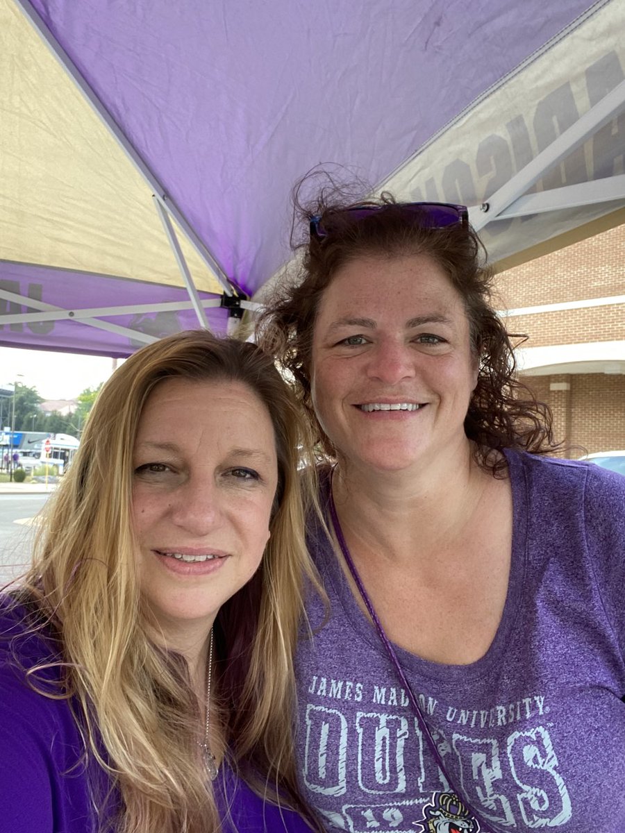 KelQueenOfCakes's tweet photo. #godukes https://t.co/9zIPrCUD6G