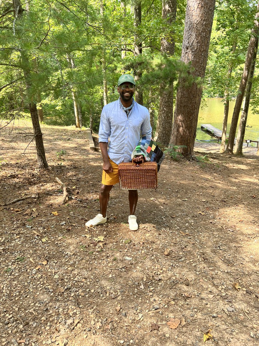 JamarcusGaston's tweet image. “Music in the Woods” is back at Paris Mountain State Park! Each Saturday through Oct 29th, 2pm-4pm, pack a picnic and come listen to an amazing local artist! FREE with park admission! #yeahTHATgreenville
