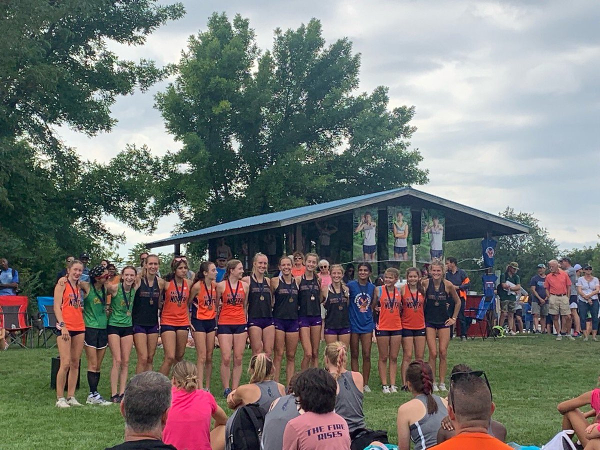 JCSD_GirlsXCTF's tweet image. JV Dragz finish 🥈 at the @PVGXC Spartan Challenge 💪 with 6️⃣ in the Top 1️⃣5️⃣

Our medalists:
Marissa Pewe 4️⃣th
@MaggieBurry 8️⃣th
@gracecolllins 9️⃣th
Olivia Fehn 1️⃣0️⃣th
Lexie Wisham 1️⃣1️⃣th
@KateRastetter 1️⃣5️⃣th