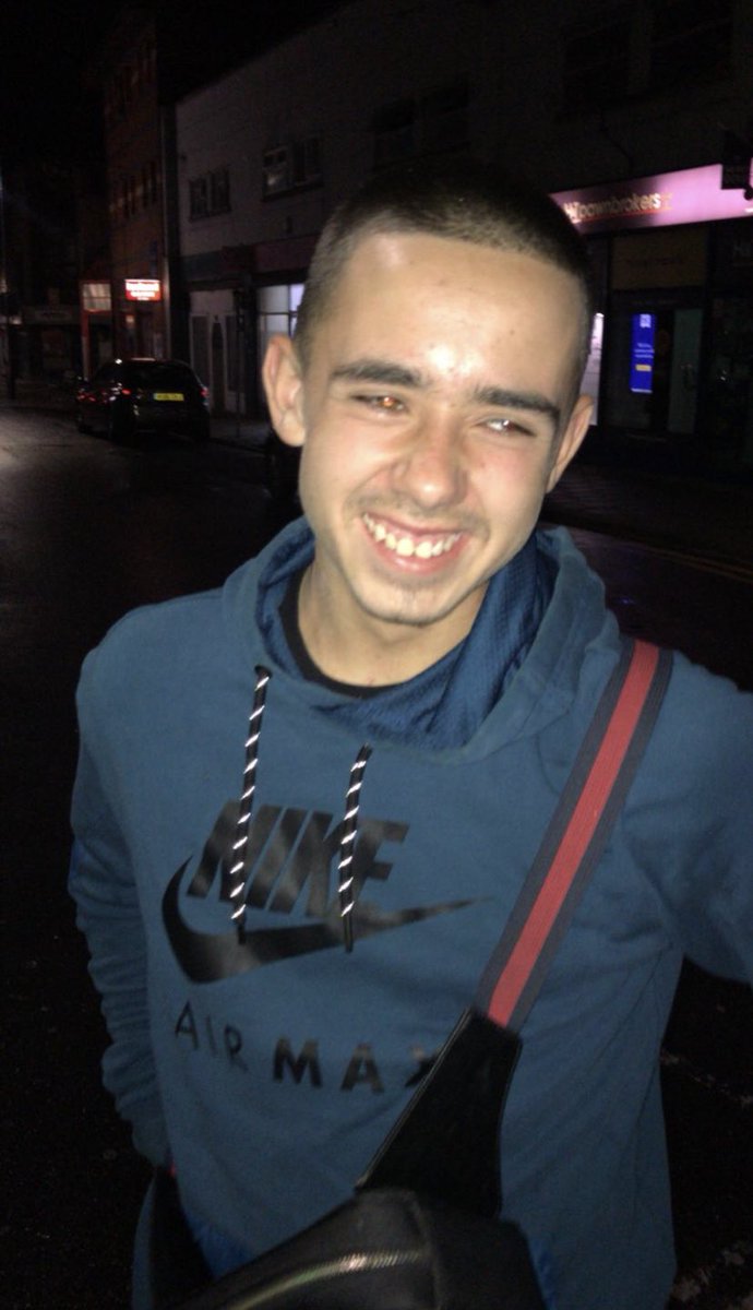 Dwaynefox17's tweet photo. Been gone for a minute but now im back. Manz always on road day and night. Teeth look yellow but that’s just the camera flash lol https://t.co/uNd7yOw1Zt