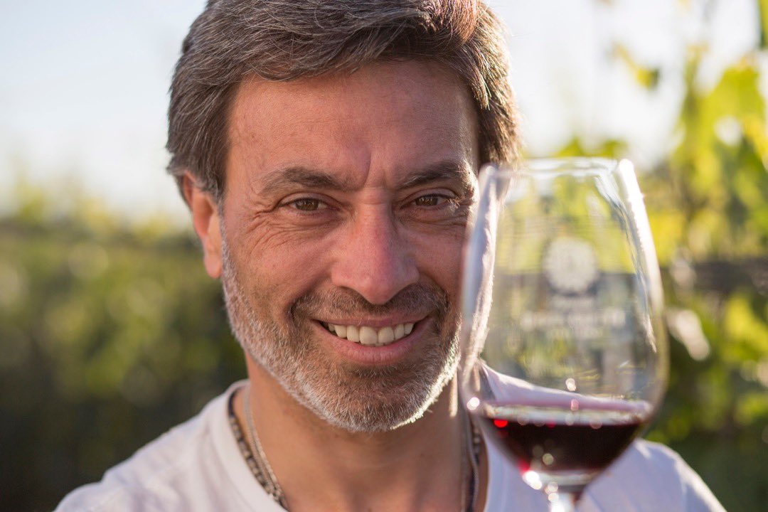 👉🏽 Acompáñanos este *Lunes 5 de Septiembre* a las 8pm. Reservas al 983427531

👉🏽🍷𝐂𝐀𝐓𝐀 𝐋𝐈𝐓𝐄𝐑𝐀𝐑𝐈𝐀. 𝐀𝐦𝐨𝐫 𝐚 𝐥𝐚 𝐭𝐢𝐞𝐫𝐫𝐚. 👉🏽 𝐜𝐨𝐧 𝐇𝐞́𝐜𝐭𝐨𝐫 𝐃𝐮𝐫𝐢𝐠𝐮𝐭𝐭𝐢 🇦🇷🍷<a href="/DuriguttiWines/">Durigutti Winemakers</a>