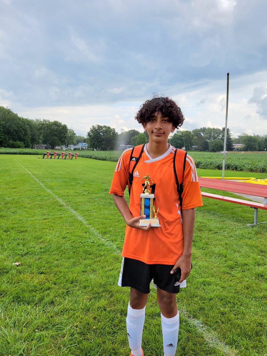 e_huerta13's tweet photo. DeKalb Barbs take 1st place! 
Congrats boys!!!
@FrSoBarbSoccer
@BarbSoccer  @1BarbAthletics @DeKalb428DHS https://t.co/qsQ4s4005n