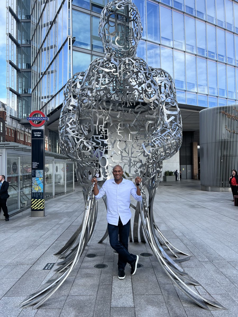 traininglane's tweet photo. Got a chance for a lil “Afternoon Tea” at the Shard. Koo place in London! https://t.co/eZXWLfCzcT