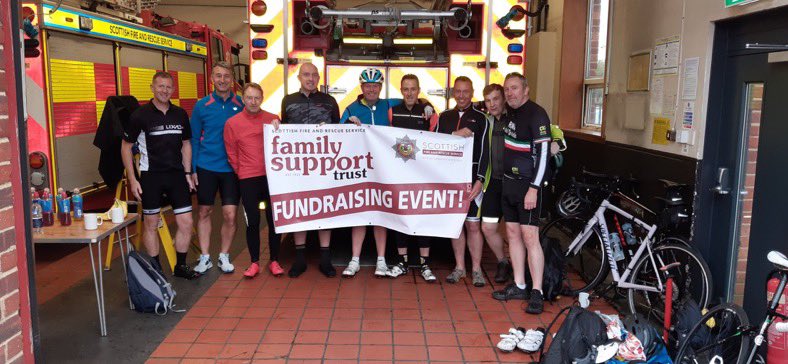 sfrs_fst's tweet photo. What a great effort by these guys and their support team 👍…horrible weather but still managed to finish. Thanks to @Ayrshire_LSO and @Scotfire_ENSA  for their hospitality and help.
Still time to donate at https://t.co/ZCdRmD7J9x https://t.co/gchHAZxohQ
