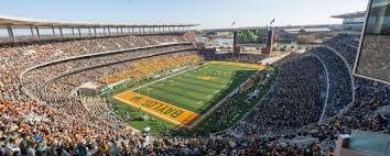daylanmccutch11's tweet photo. #AGTG Wow!!I am truly blessed and proud to announce that I have received an offer from Baylor University🟢🟡
@CoachDBaker81
@ChrisRossLOJO 
@coach_jackson49 
@Coach_Lavender 
@leopardfootball https://t.co/sMAXx7H1A5